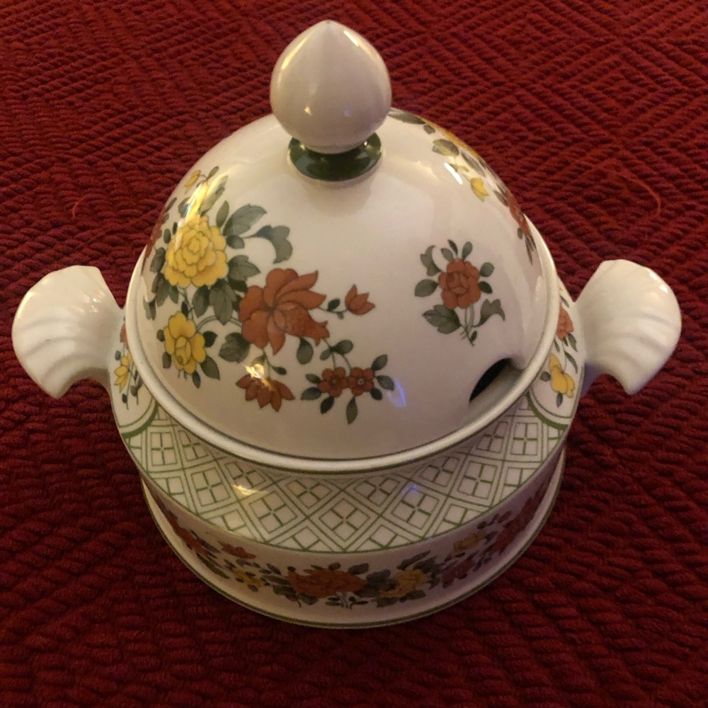 Villeroy & Boch Porcelain Covered Soup Tureen with Yellow & Orange Floral Motif